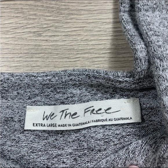 Free People Flaunt It Cold Shoulder Baloon Sleeve Long Sleeve Sweater Top - Picture 6 of 10